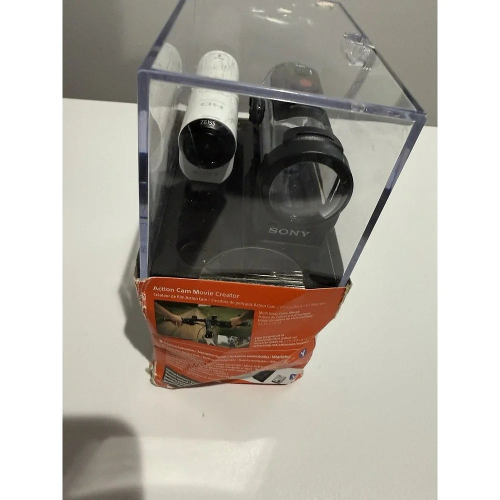 Sony HDR-AZ1 Action HD Camera With Waterproof‎ Case Battery NIB G